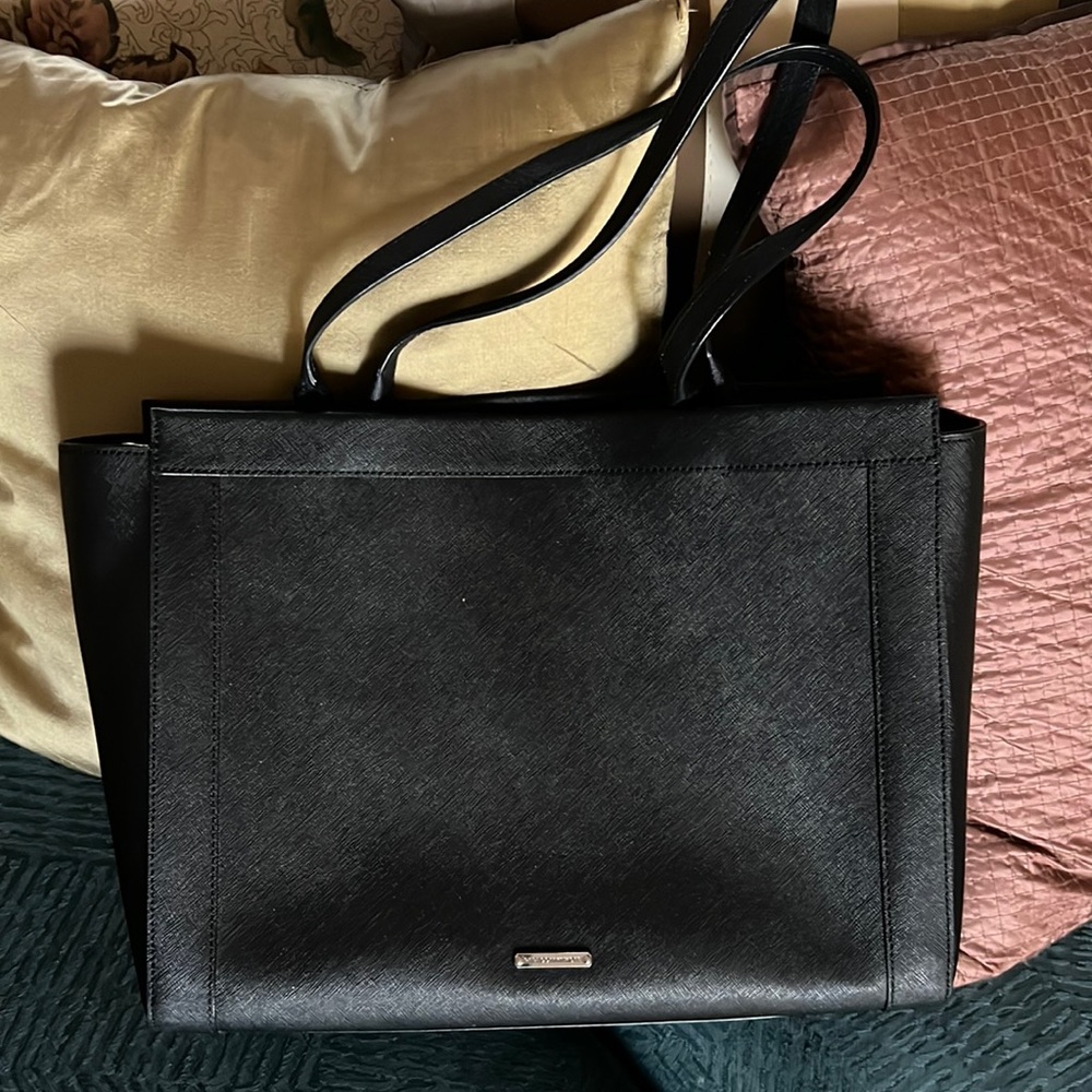 Rebecca Minkoff leather tote bag. Over the shoulder. Laptop zipped compartment